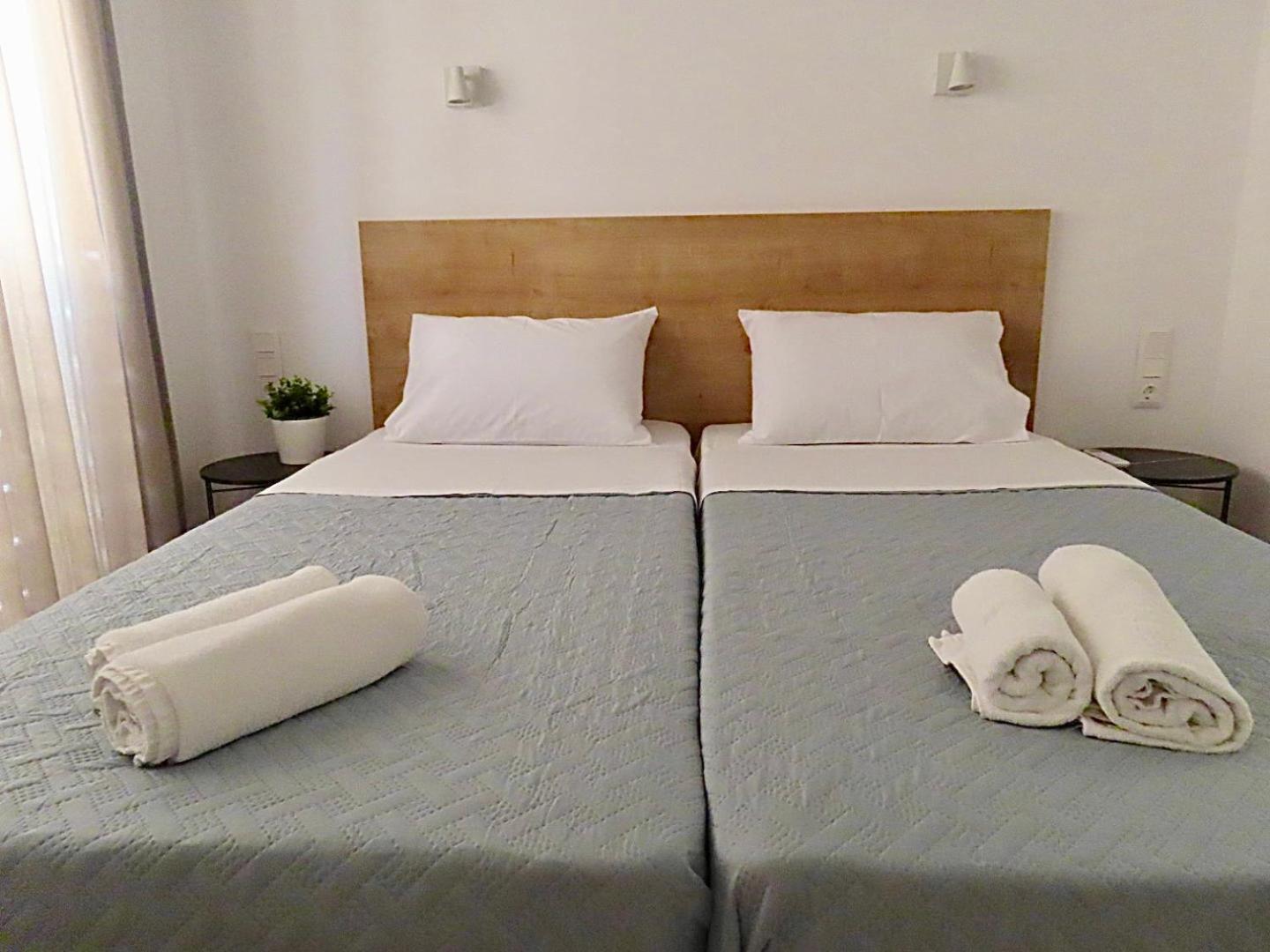 Andy'S Plaza Apartment Agia Pelagia  Luaran gambar